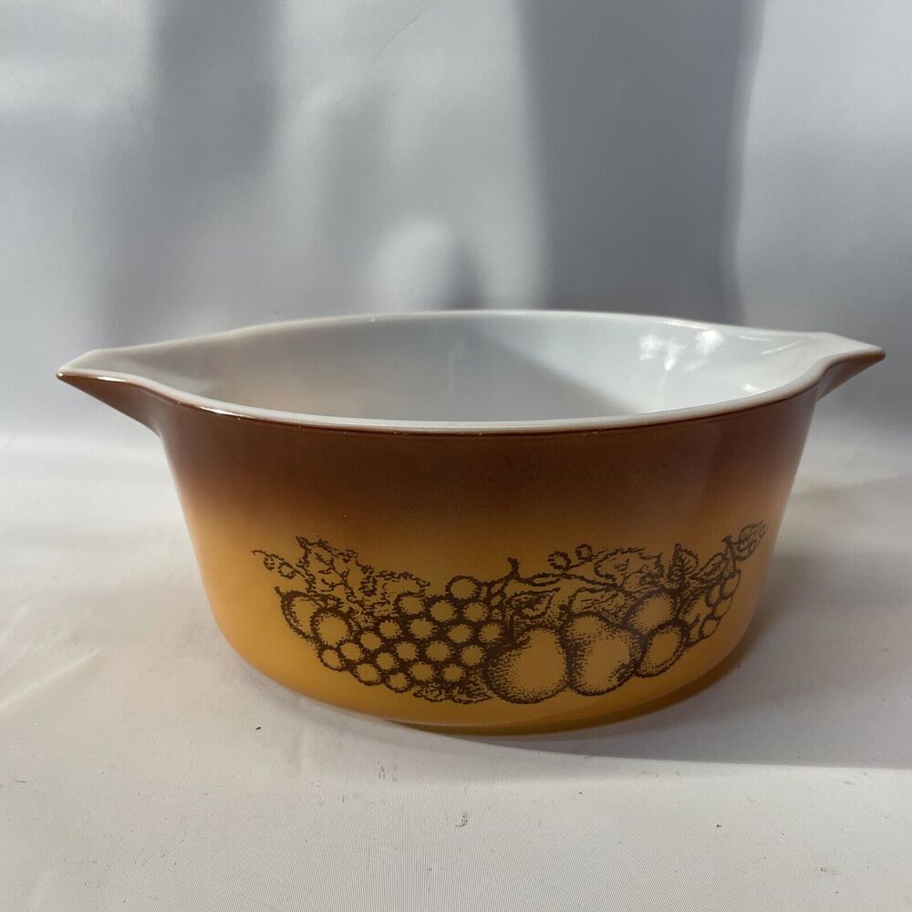 Vintage PYREX OLD ORCHARD 475 B Cinderella Casserole Dish NO LID 2-1/2 Quart